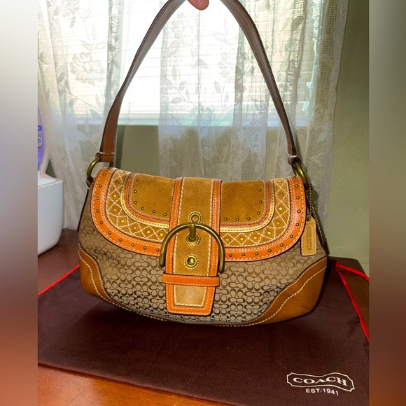 バッグ COACH Jackie Soho suede Signature bag COACH Jackie Soho suede Signature bag COACH Vintage SoHo Flap